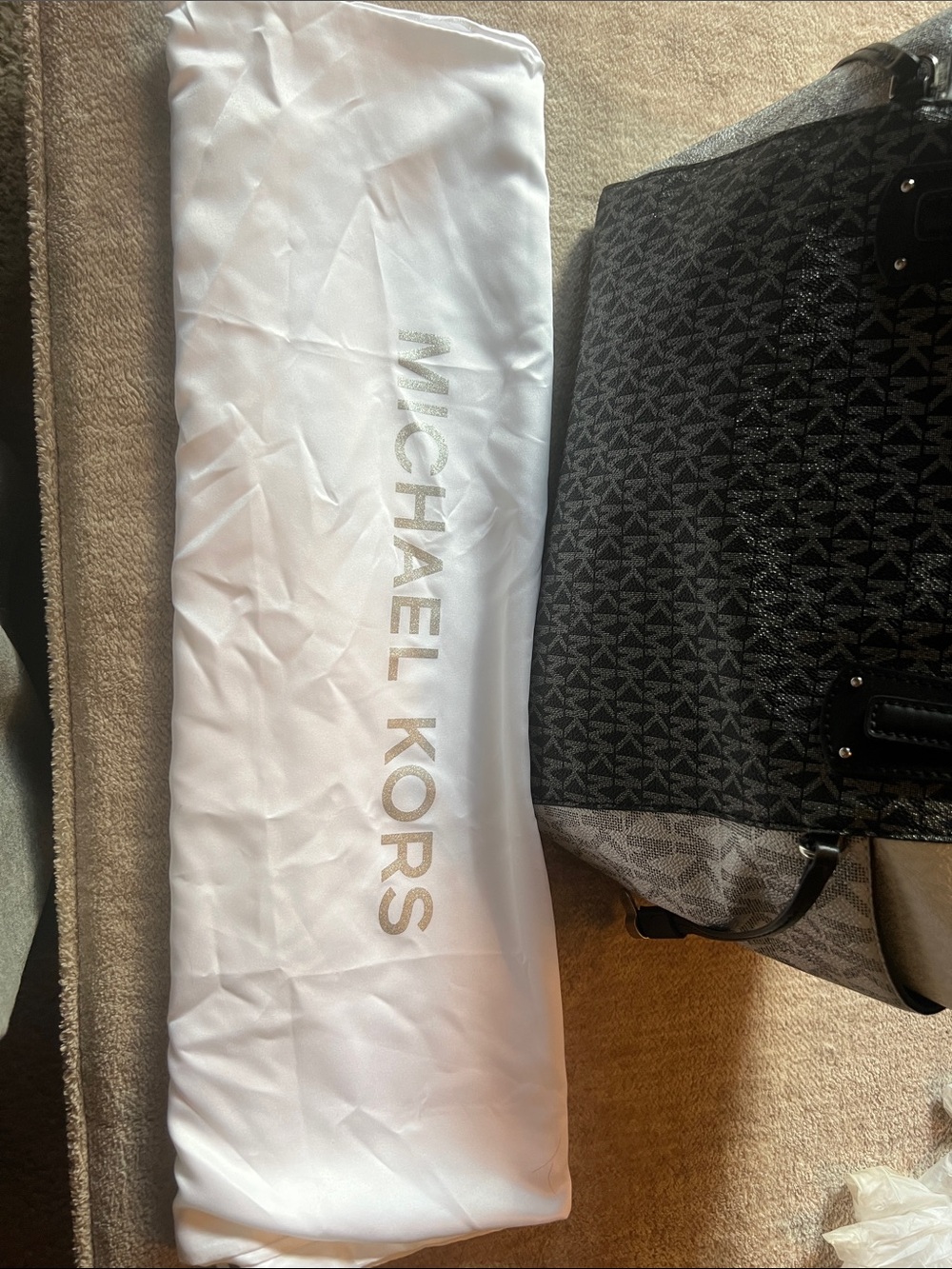 Michael Kors Black and Silver Voyager Signature Tote - Picture 6 of 10